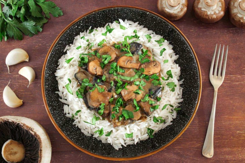 Mushroom Stroganoff 