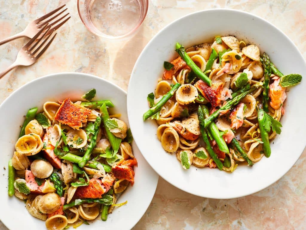 Pasta with Salmon and Asparagus
